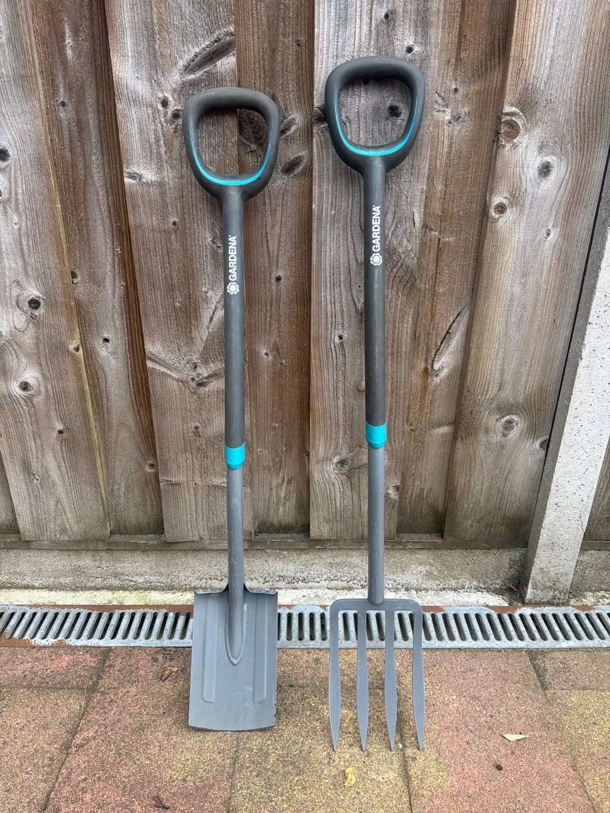 Gardena spade en riek set, Ophalen, Zo goed als nieuw, Spade