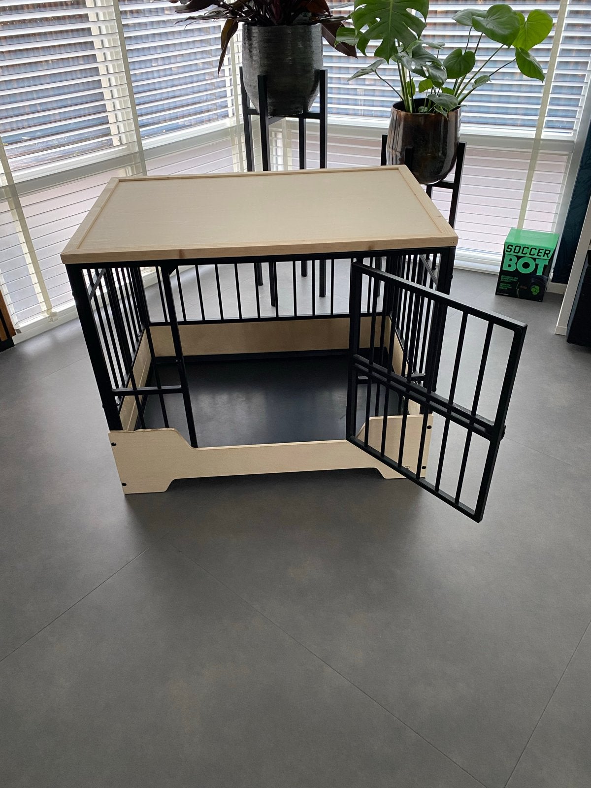 Designed by Lotte hondenbench metaal, Dieren en Toebehoren, Ophalen, Gebruikt
