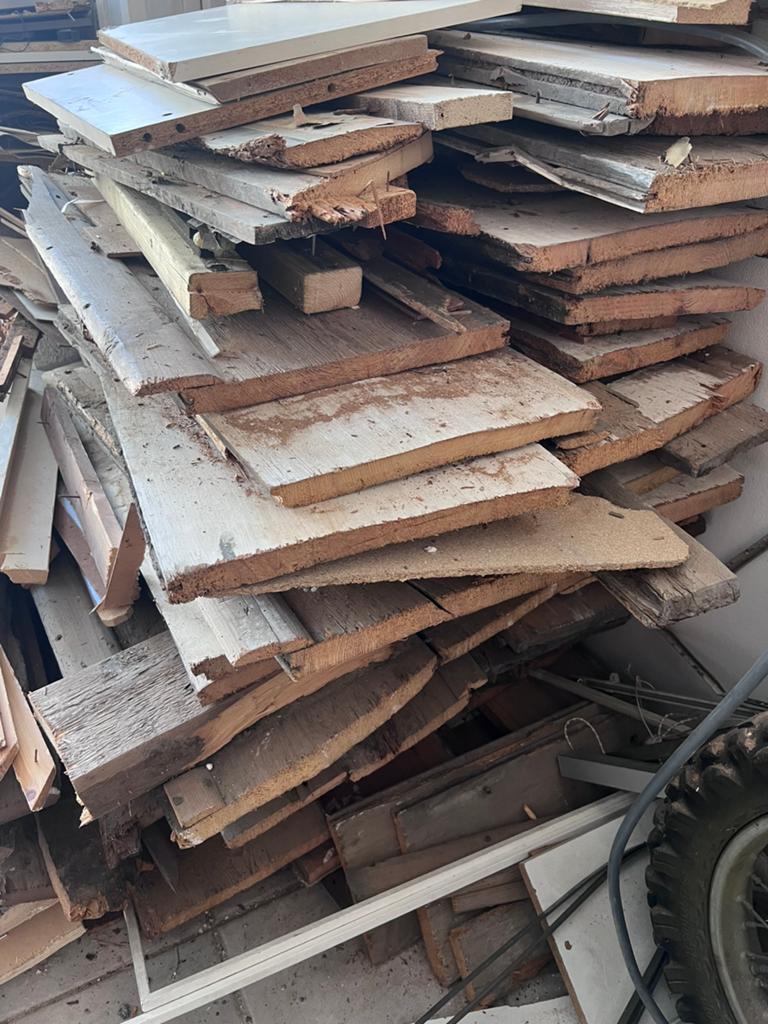 Gratis, kachelhout, Tuin en Terras, Haardhout, 6 m³ of meer, Ophalen, Eikenhout