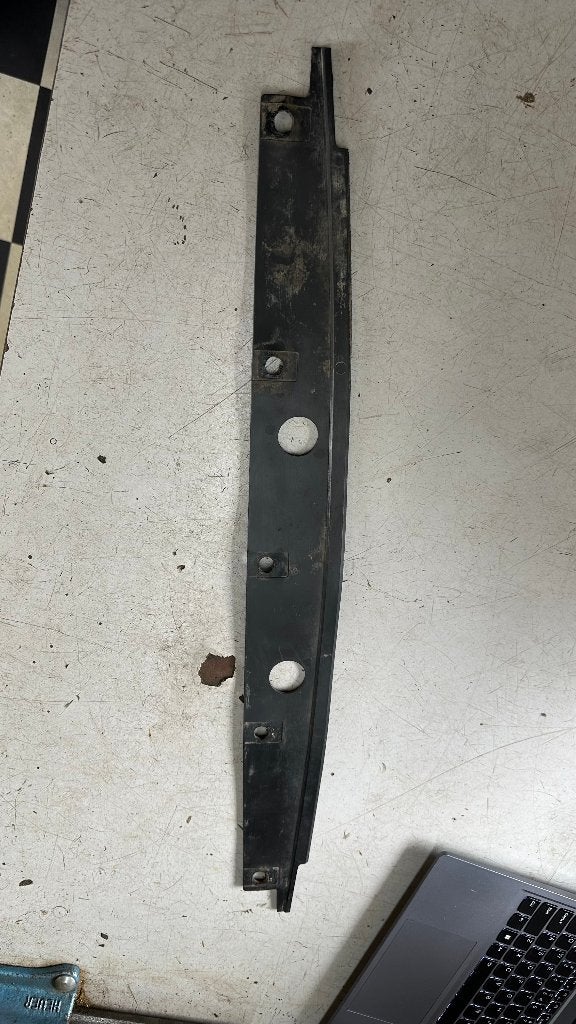 Saab 900 Classic front air shield, Ophalen, Gebruikt, Voor, Bumper