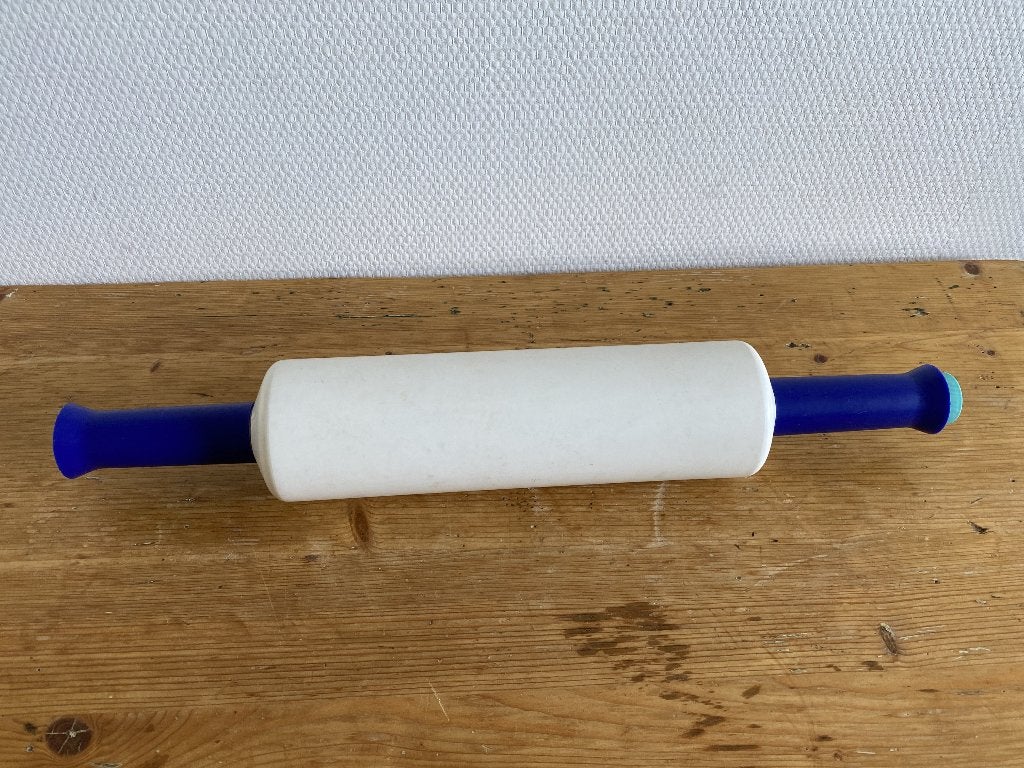 Tupperware Deegroller ( kun je met water vullen ), Ophalen of Verzenden, Gebruikt, Overige typen
