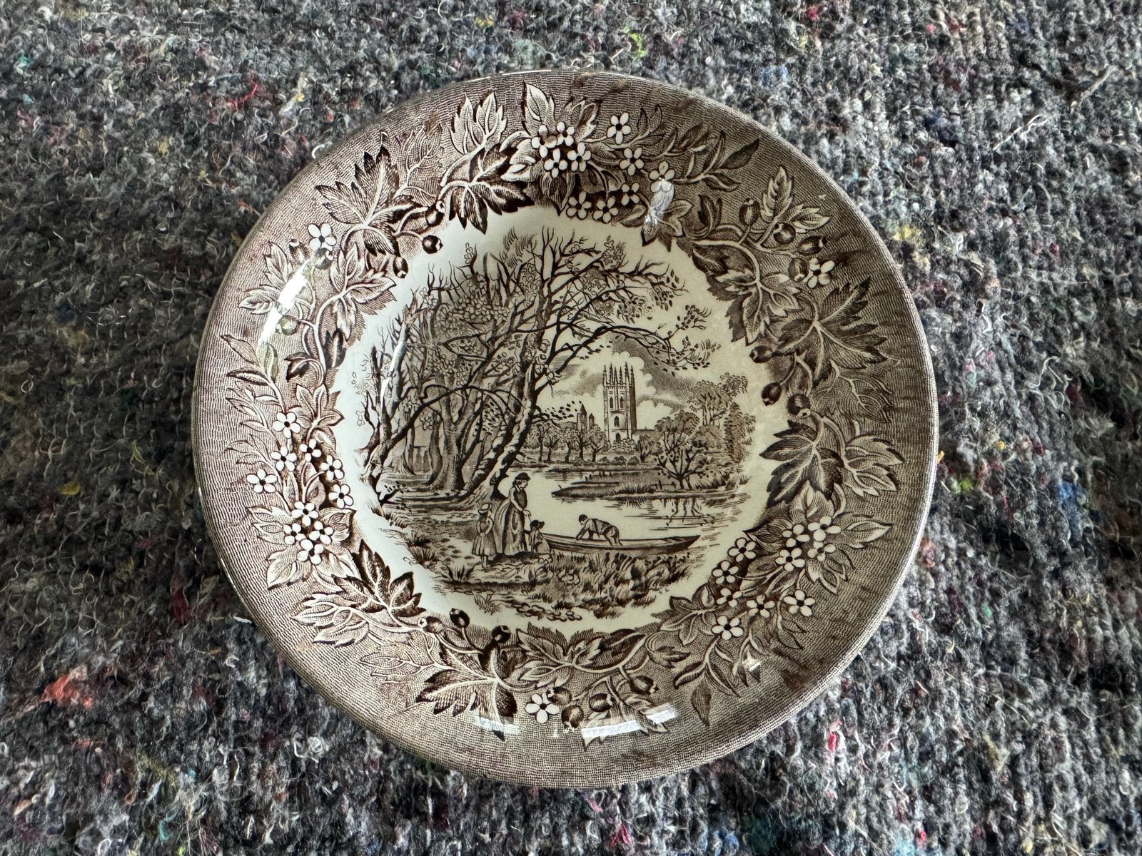 Vintage Castle English Ironstone Schaaltje - Bruin Decor, Antiek en Kunst, Ophalen of Verzenden