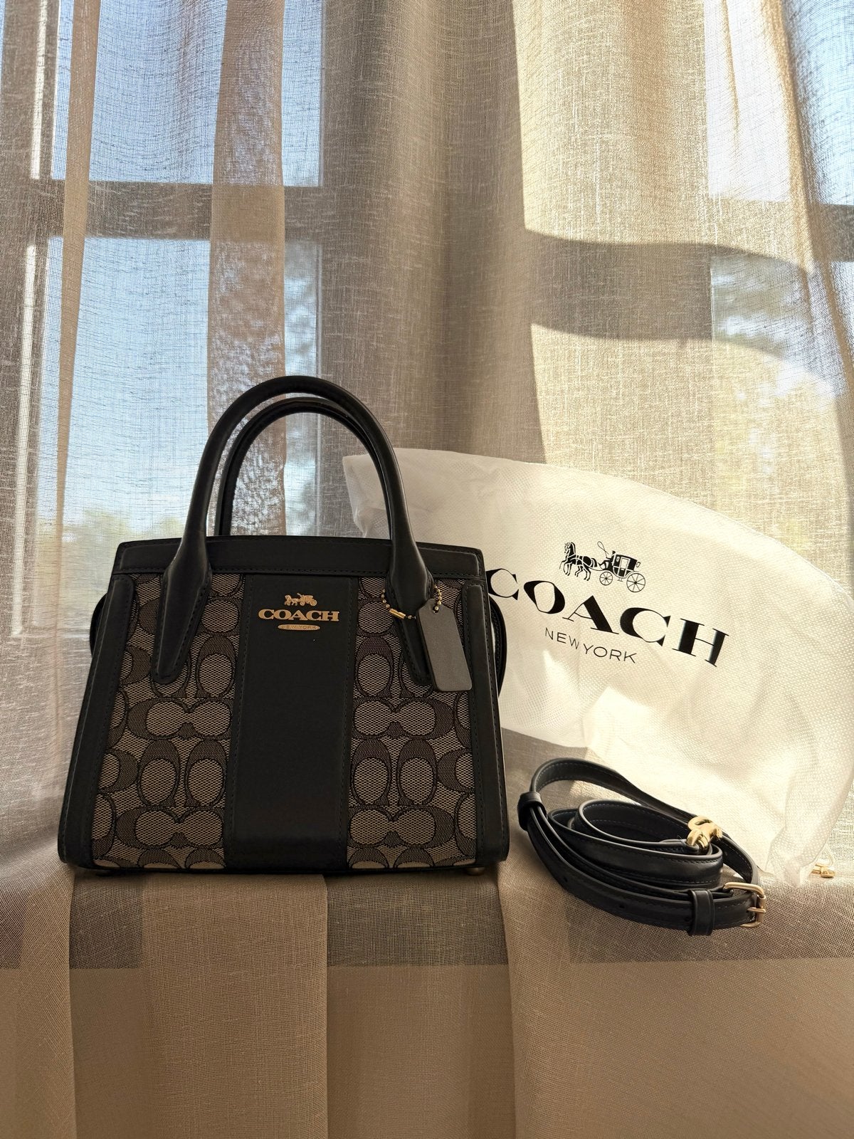 Coach Handtas - Kleine Elegante Tas met Monogram, Ophalen, Zo goed als nieuw, Blauw, Handtas