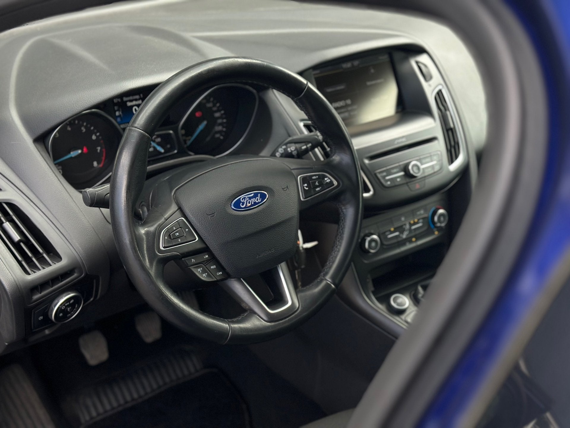 Ford Focus Wagon 1.0 Trend Edition / Nieuwe Apk / Airco /, Electronic Stability Program (ESP), 101 pk, Gebruikt, Euro 6