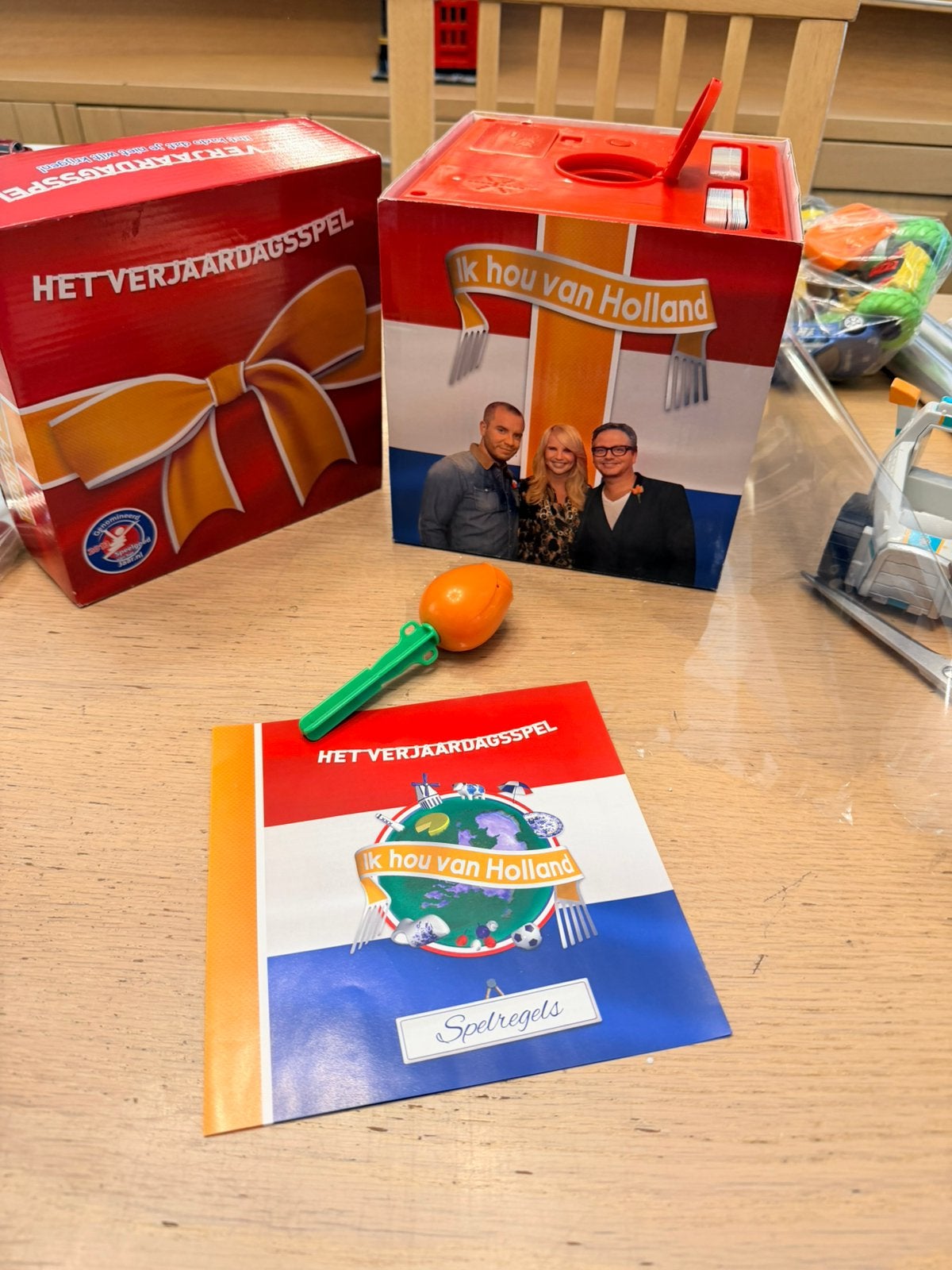 Het verjaardagsspel ik hou van Holland zgan werkend, Hobby en Vrije tijd, Gezelschapsspellen | Bordspellen, Ophalen of Verzenden