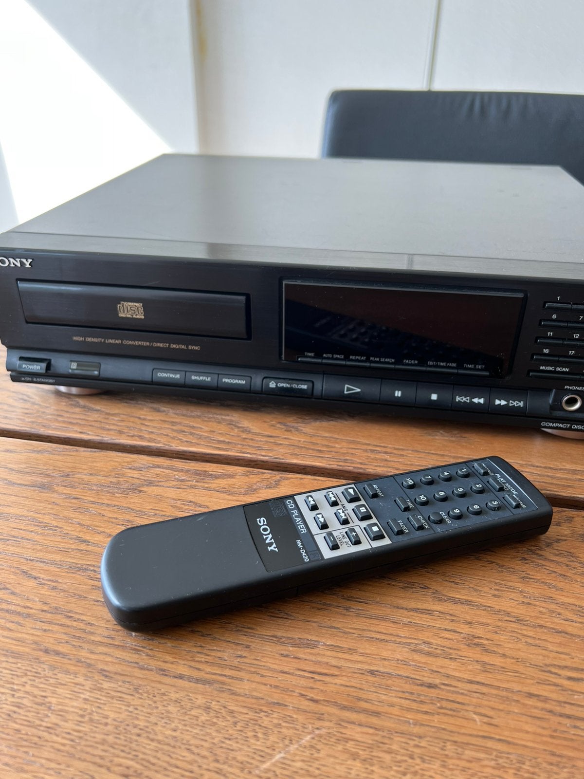 Sony CDP-M51 cd speler met afstandsbediening, Ophalen of Verzenden, Gebruikt, Sony