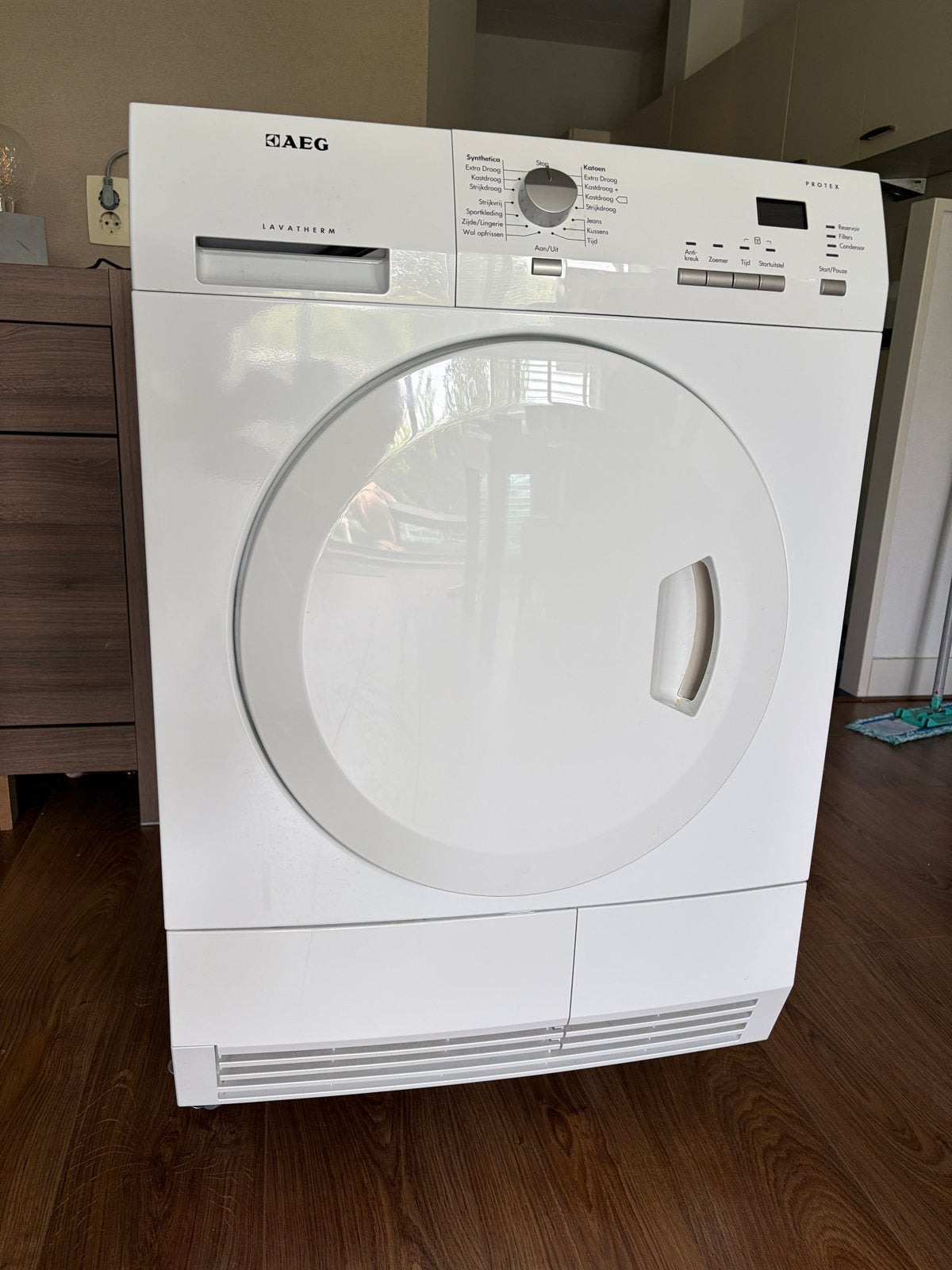 AEG Lavatherm Protex Condensdroger (motor defect), Ophalen, 6 tot 8 kg, Gebruikt, Voorlader