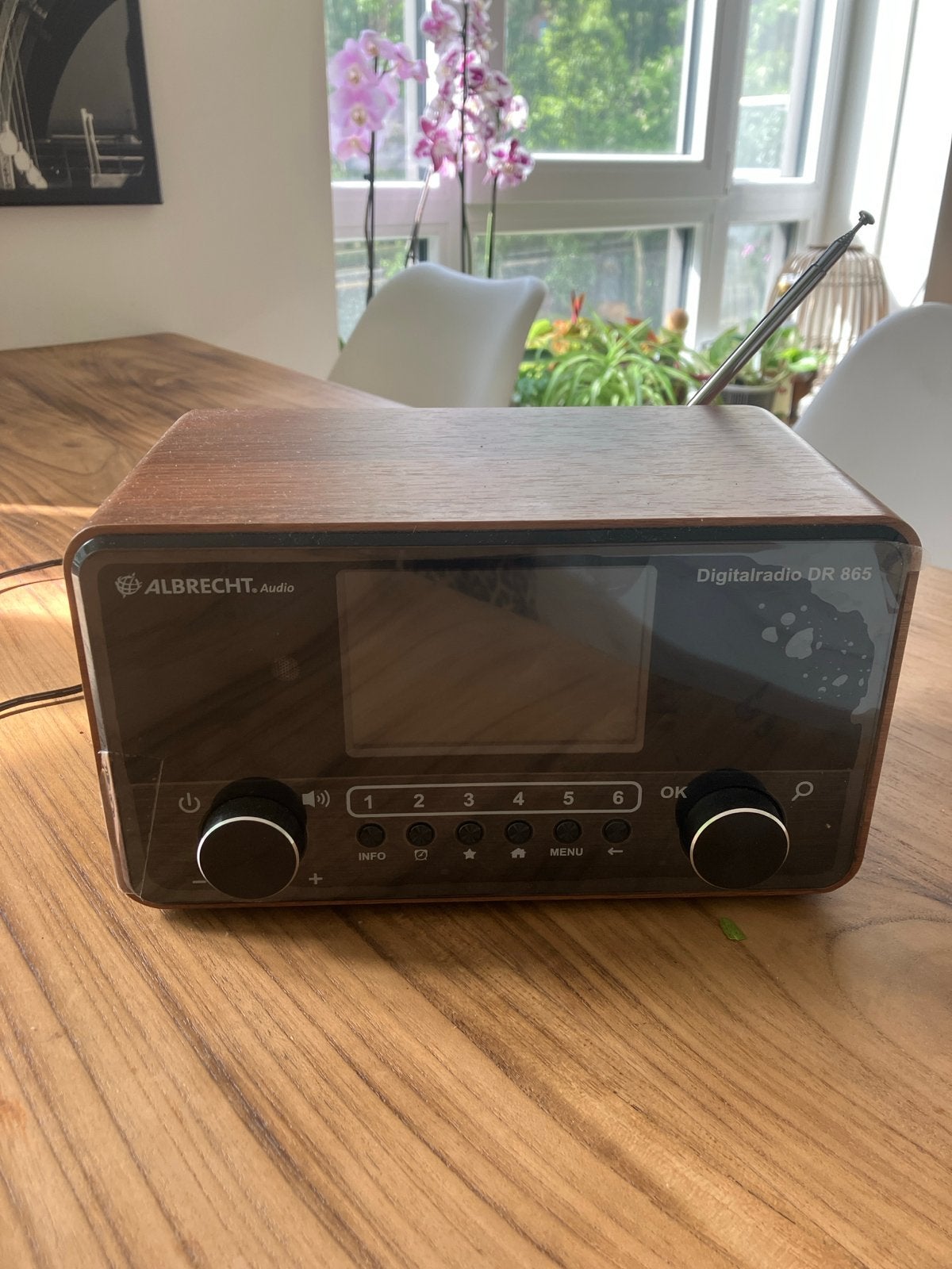 Albrecht Digitalradio DR 865 - Eenvoudig in gebruik, Ophalen of Verzenden, Zo goed als nieuw, Radio