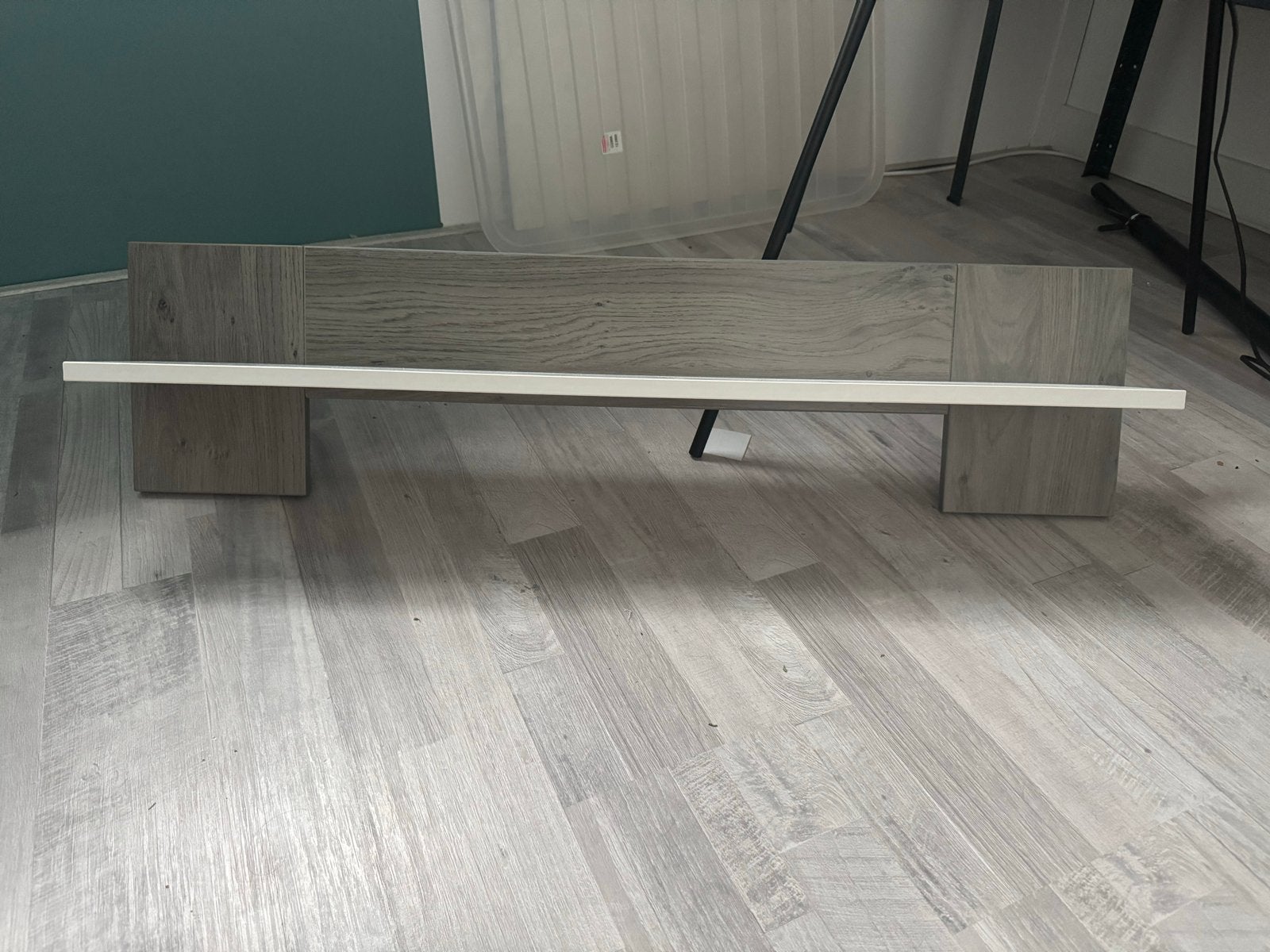 Stijlvolle wandplank met houtlook, Gebruikt, 100 tot 150 cm, Ophalen of Verzenden, Minder dan 25 cm