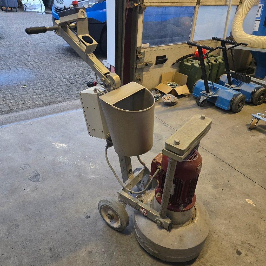 Beton schuurmachine, Ophalen, Gebruikt, Overige typen, 1200 watt of meer