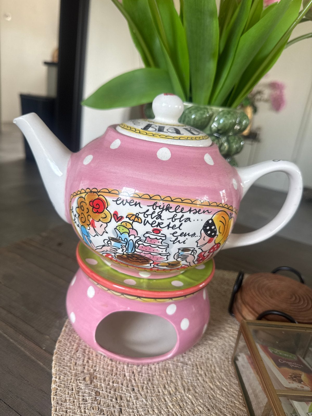 Blond Amsterdam theepot met theelichtje - licht beschadigd, Gebruikt, Ophalen of Verzenden, Roze, Steen/keramiek