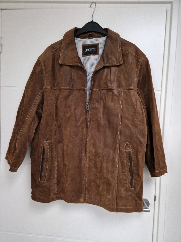 heel mooie Suède jas, maat 60, Authentic, Beige, Ophalen of Verzenden, Jas of Mantel