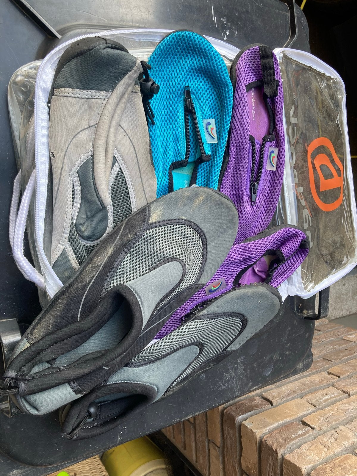 Waterschoenen - Diverse maten, Ophalen of Verzenden, Gebruikt, Dame of Heer, Zeil- of Surfschoenen