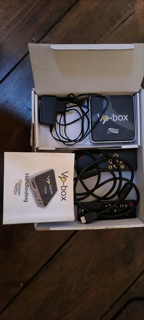 Vo-box Mediaspeler met afstandsbediening en handleiding, Ophalen of Verzenden, Zo goed als nieuw, HDMI, Zonder harde schijf