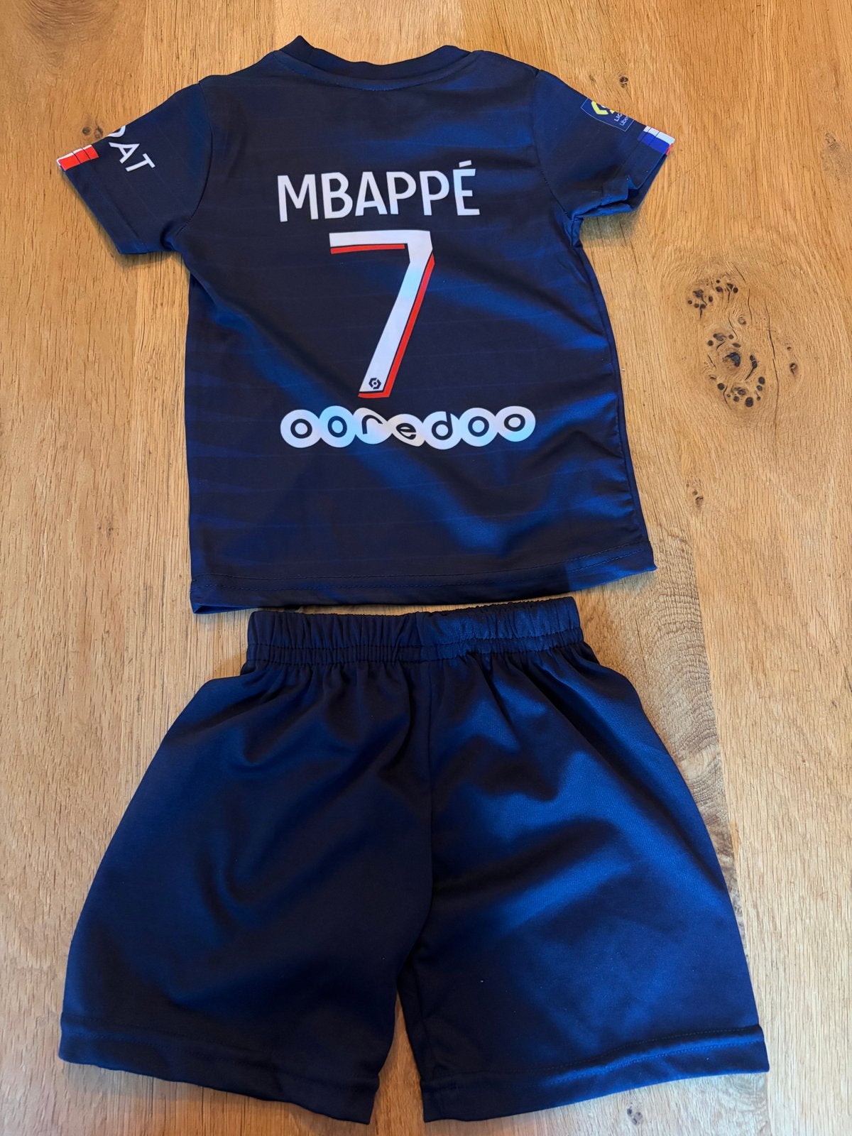 PSG Mbappé Voetbaltenue - Maat 86, Ophalen of Verzenden, Zo goed als nieuw, Jongen
