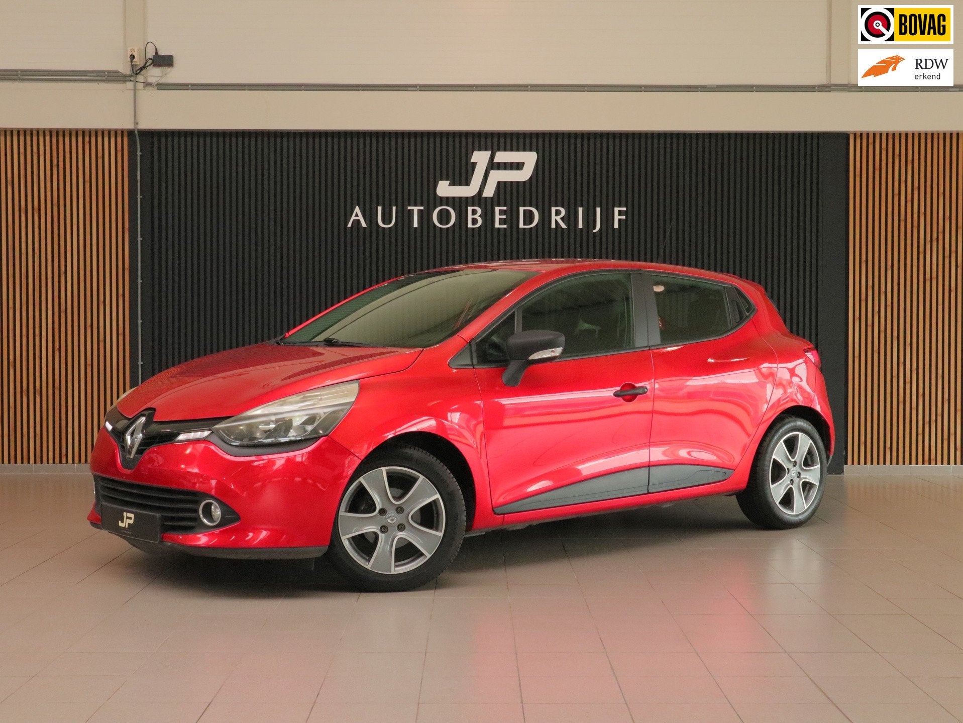 Renault Clio 1.2 Authentique | Cruise Control | Airco | Navi, Auto's, Voorwielaandrijving, Euro 5, Stof, Gebruikt