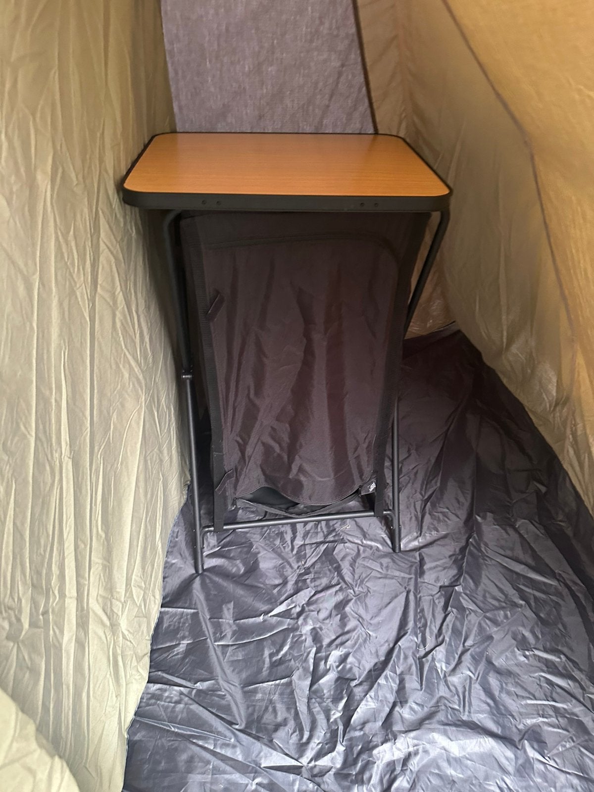 Campingkastje, Ophalen, Zo goed als nieuw, Campingkast