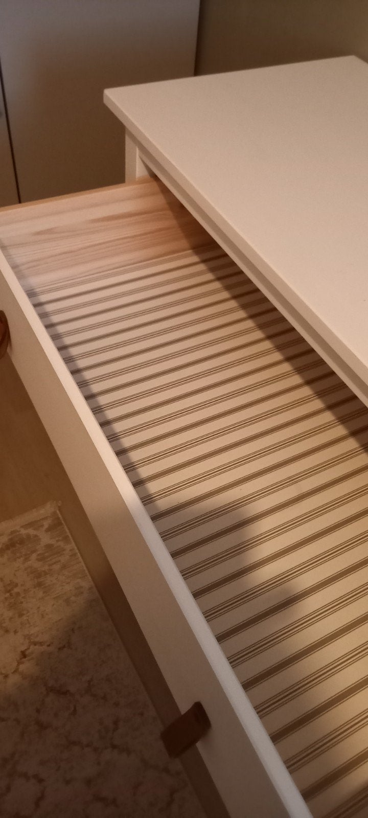 Witte ladekast met 3 laden - zo goed als nieuw, Huis en Inrichting, Modern, Scandinavisch, 100 tot 150 cm, Zo goed als nieuw, 3 of 4 laden
