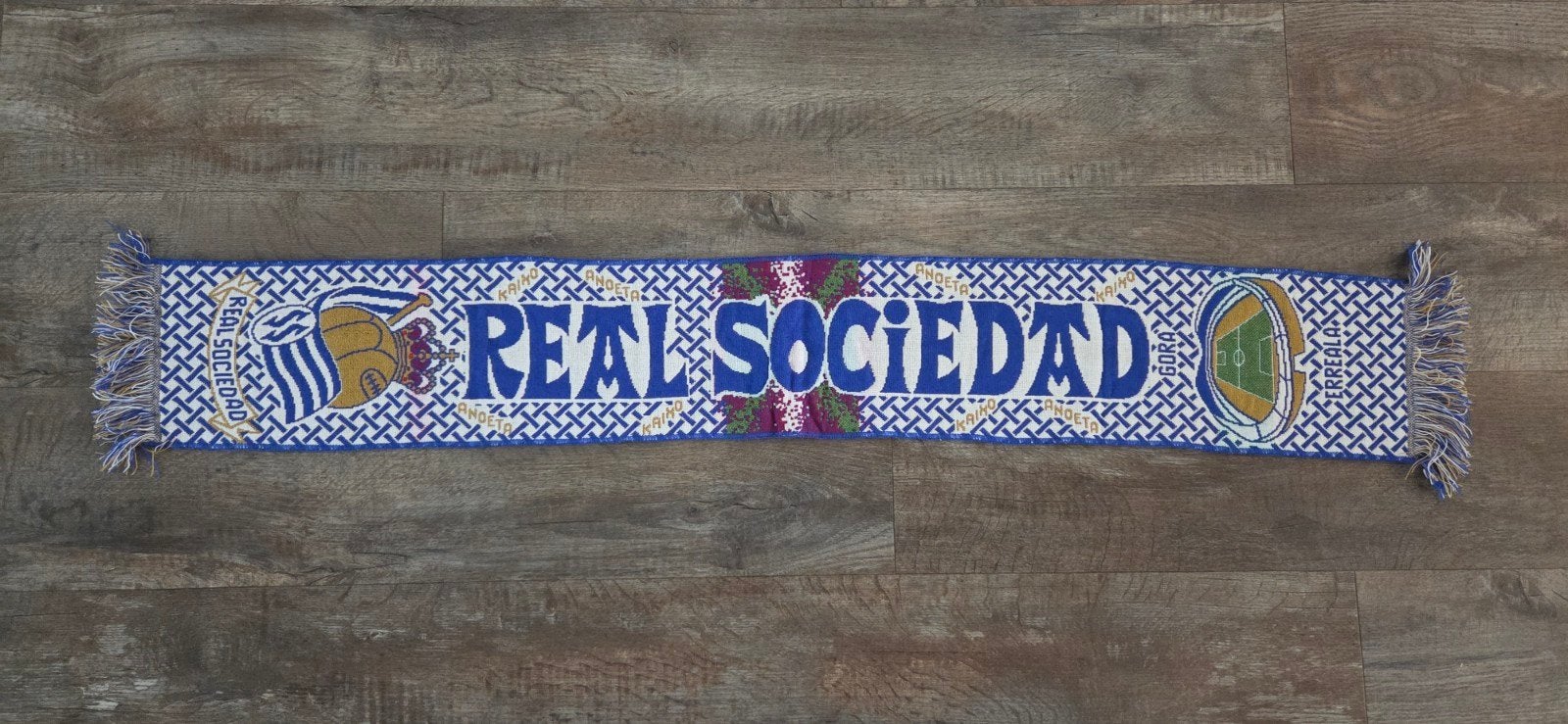 Sjaal Real Sociedad, Ophalen of Verzenden, Zo goed als nieuw, Buitenlandse clubs, Vaantje of Sjaal