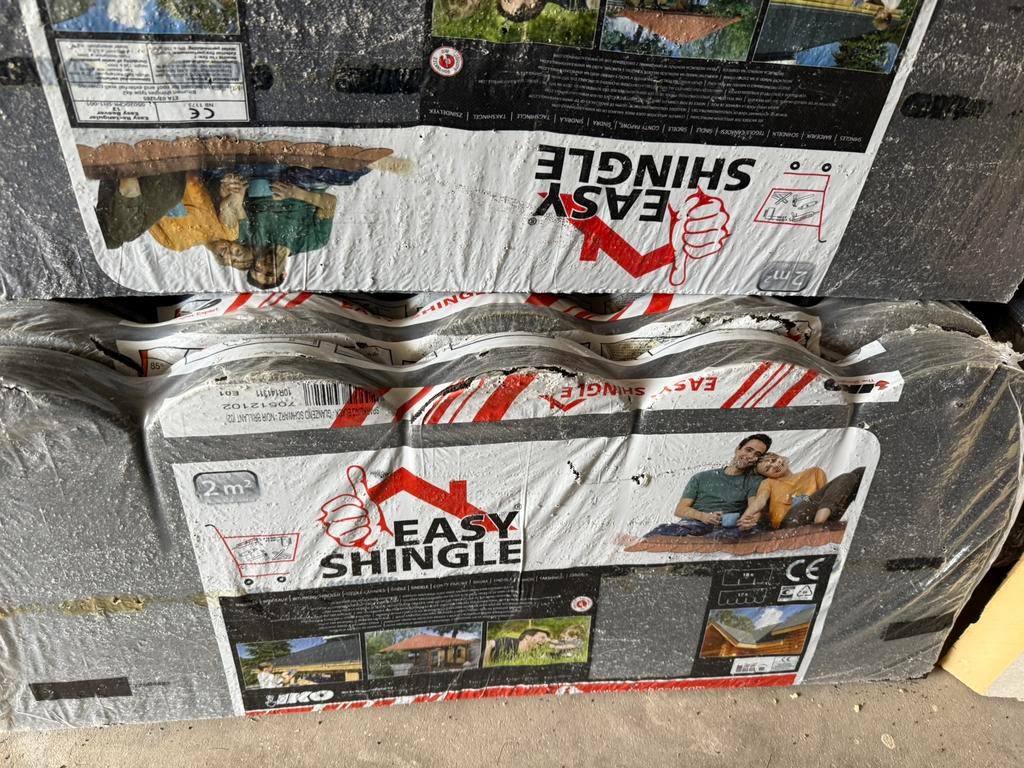 Te koop. Groene en rode dakshingles, Steen of Klei, Ophalen of Verzenden, Zo goed als nieuw, Minder dan 5 m²