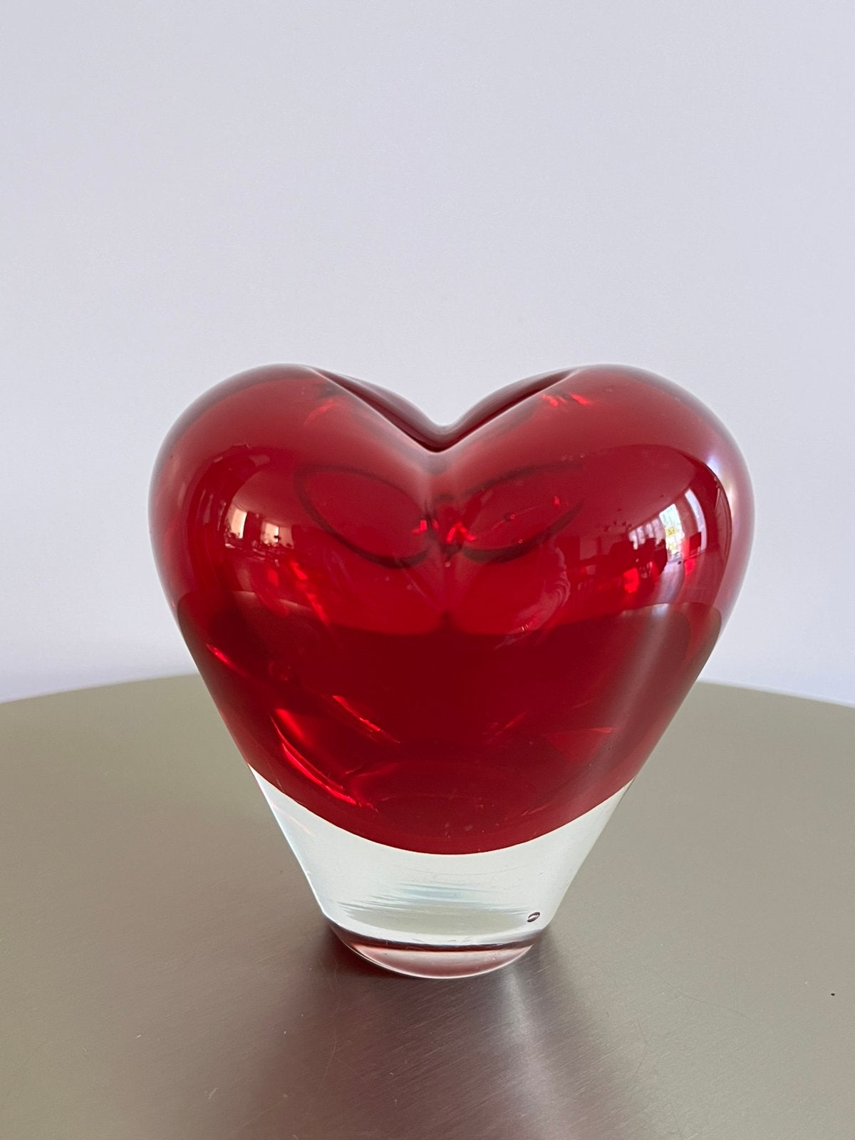 Design Murano Hartvormige Vaas Rood – Toegeschreven Salviati, Ophalen of Verzenden