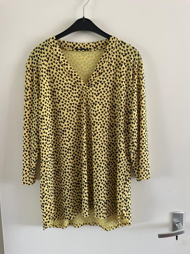 Leuk shirt geel met donkerblauwe hartjes, XL Angelle Milan, Geel, Maat 46/48 (XL) of groter, Ophalen of Verzenden, Zo goed als nieuw
