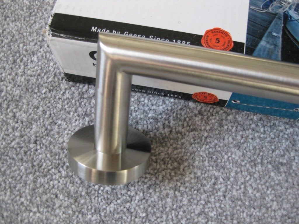GEESA NEMOX WANDHANDDOEKREK 60cm RVS NIEUW, Ophalen of Verzenden, Nieuw, Rvs, Douche