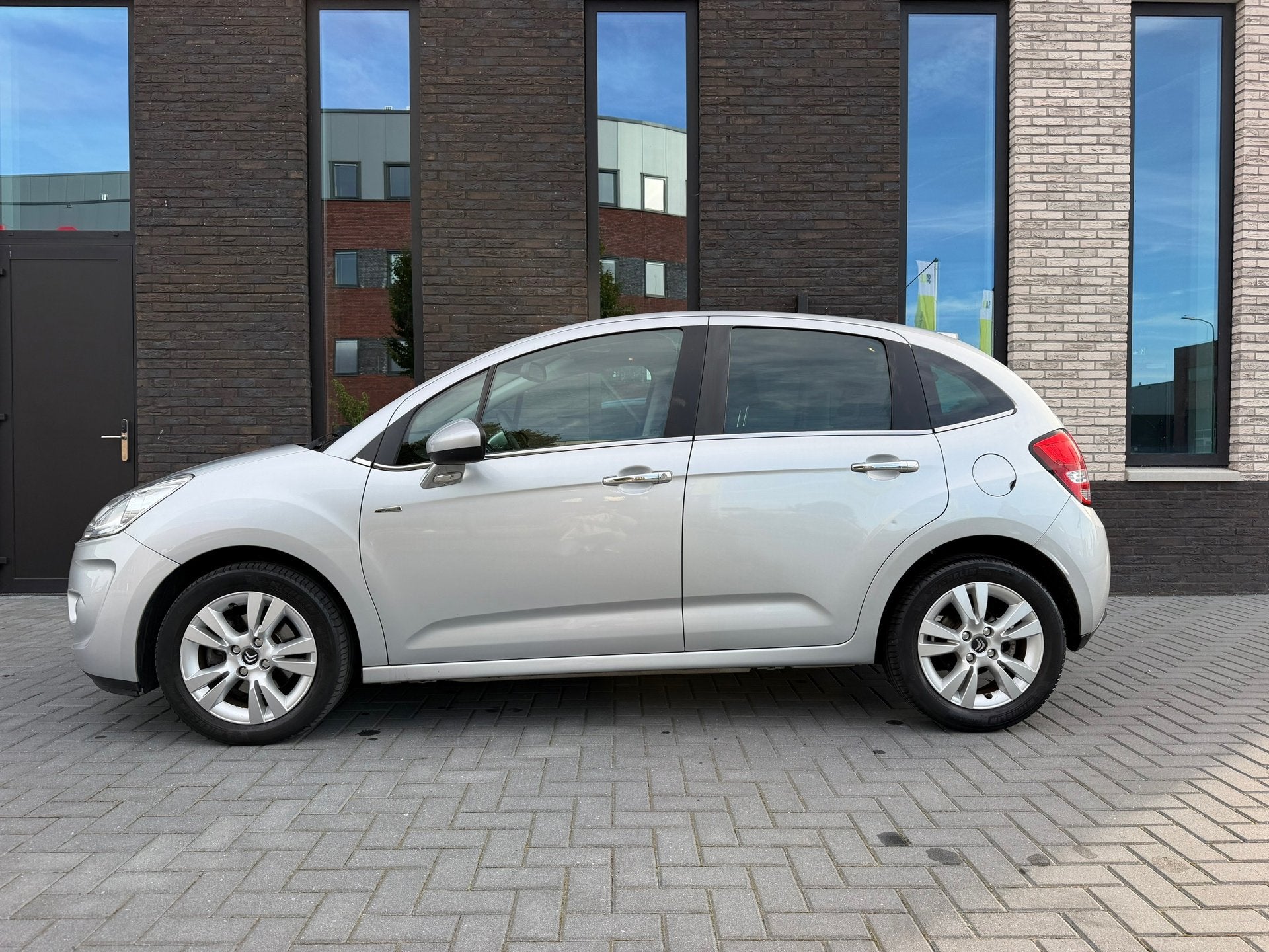 Citroen C3 1.6 VTi Exclusive, Auto's, Euro 5, Gebruikt, 4 cilinders, 49 €/maand