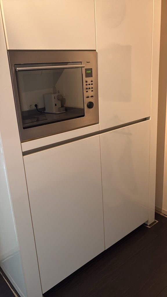 Hoogglans keuken met natuurstenen blad, Ophalen, Gebruikt, Wit, Graniet of Steen