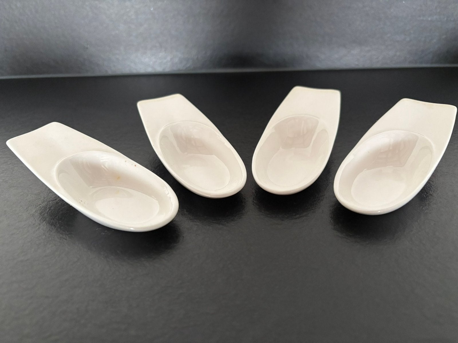 4 Nieuwe witte Amuse lepels, Ophalen of Verzenden, Nieuw, Overige materialen, Los bestek