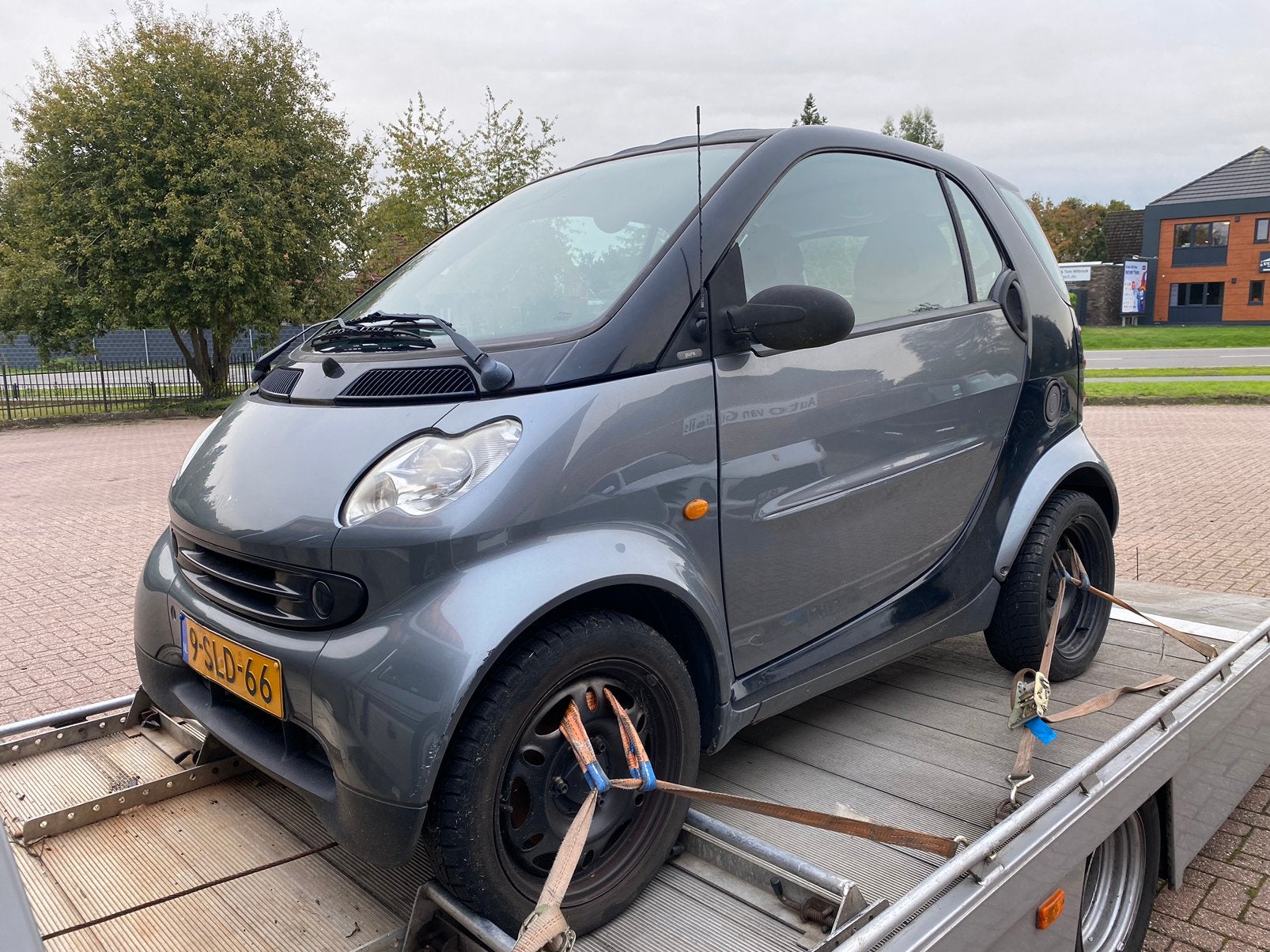 Smart 2002 Zwart, Automaat, Stof, 18 €/maand, Zwart
