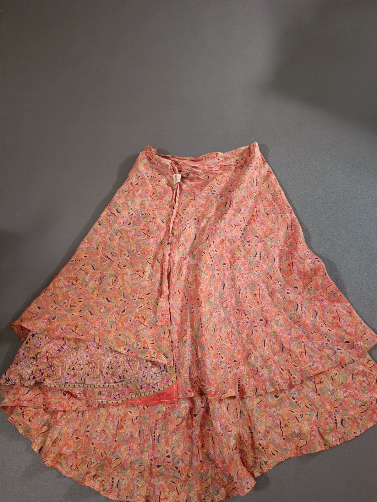 Wikkelrok van zijde met paisleyprint, Maat 38/40 (M), Meerkleurig, Gedragen, Onder de knie