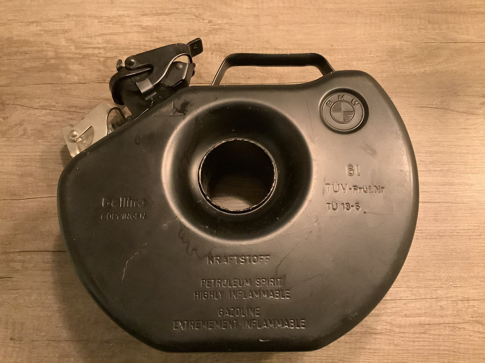 Originele BMW reserve brandstof tank, Ophalen of Verzenden