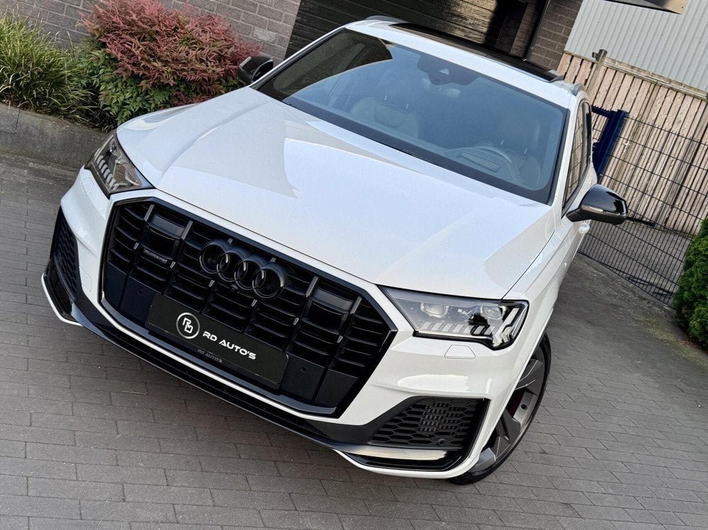 Audi Q7 60 TFSI e Quattro Competition 360 Pano Sfeer B&O M, Auto's, Audi, Gebruikt, 2995 cc, Wit, Plug-in hybride