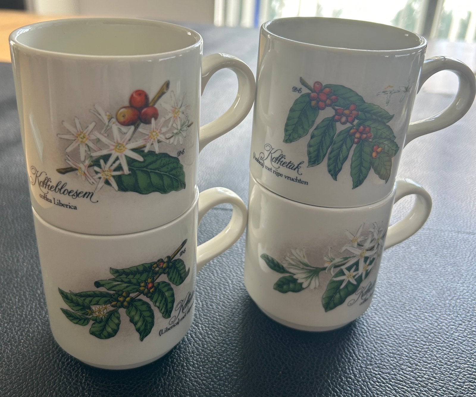 Koffiemok (8x) Villeroy & Bosch DE alle 8 samen voor, Huis en Inrichting, Keuken | Servies, Ophalen of Verzenden, Zo goed als nieuw