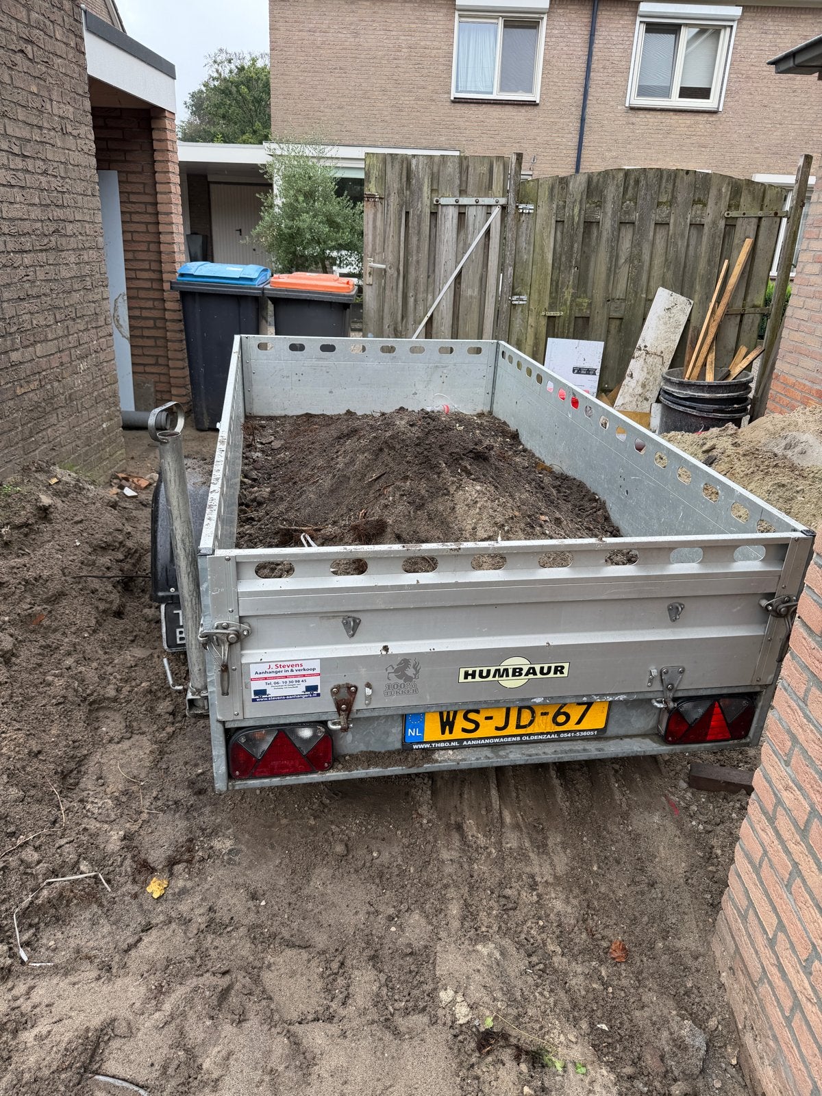 3m3 grond gratis af te halen (aanhanger te leen), Tuin en Terras, Ophalen of Verzenden, Gebruikt, Overige typen