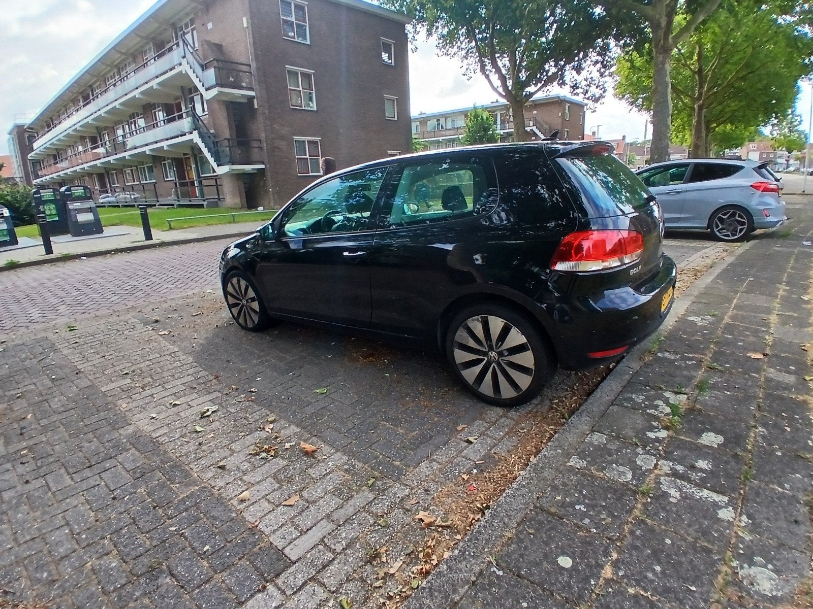 Volkswagen Golf 1.6 75KW 2009 Zwart ZSM WEG  BEL IS SNEL, Ophalen of Verzenden, Gebruikt