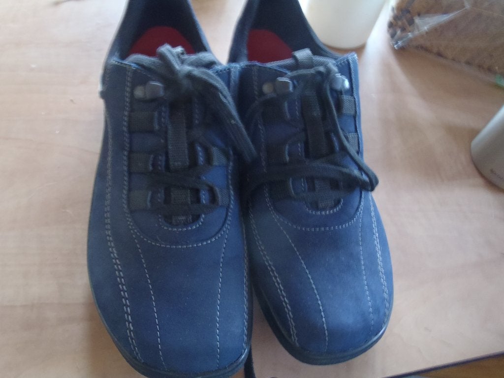 Helvesko Dames(Maat 41) ., Kleding | Dames, Ophalen, Zo goed als nieuw, Zwart, Sneakers of Gympen