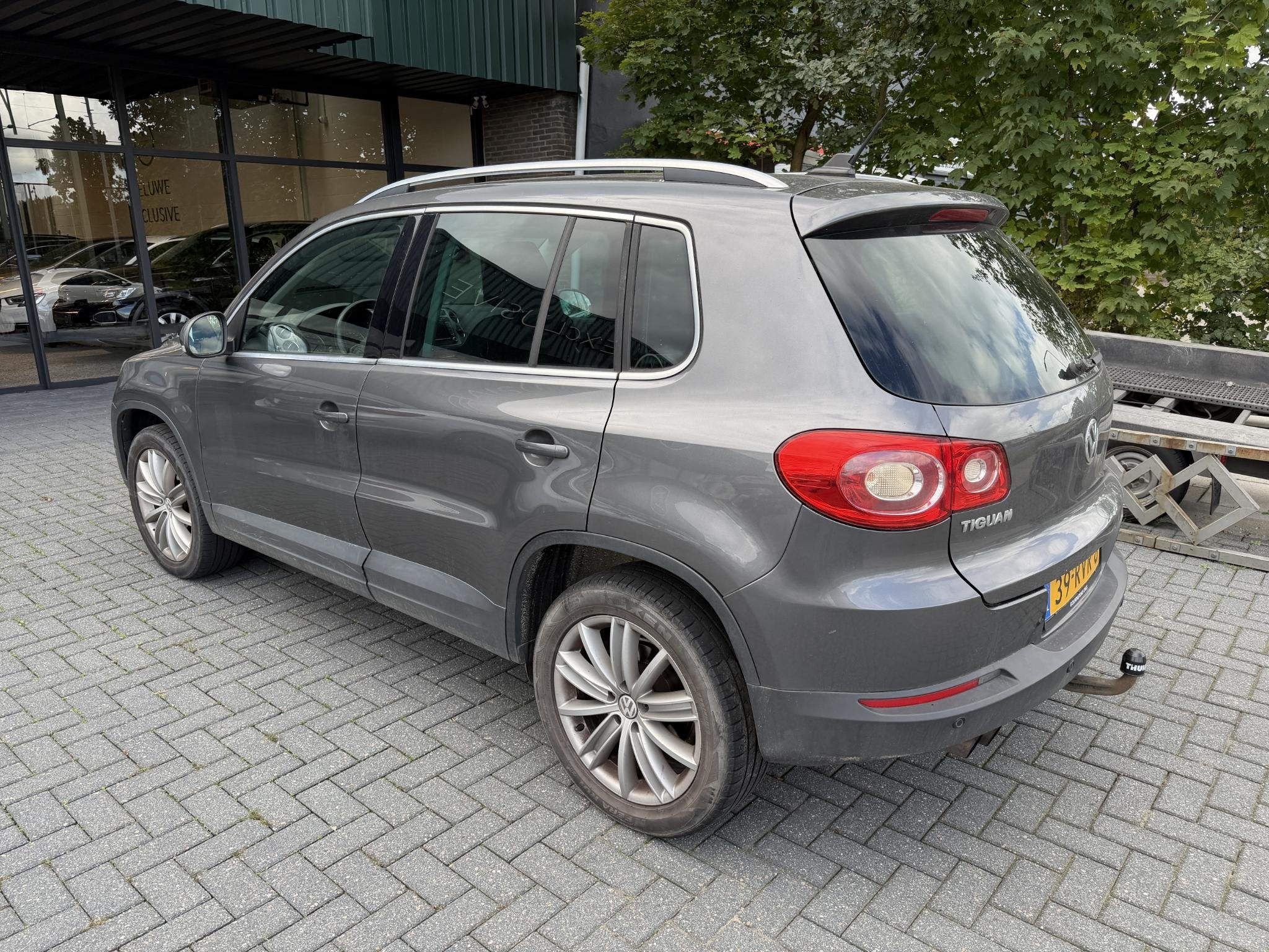 Volkswagen Tiguan 1.4 TSI Sport&Style | Trekhaak | PDC | Mee, Auto's, Voorwielaandrijving, Euro 5, Zwart, 4 cilinders