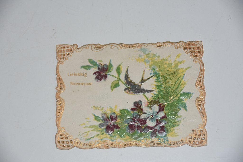 Antieke Gelukkig Nieuwjaar kaart met Bloemen & Zwaluw 1920, Verzenden, Voor 1920, Feest(dag)