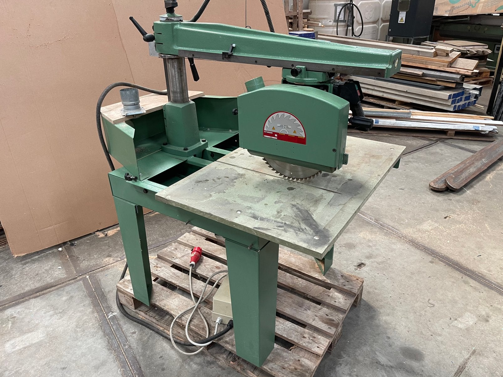 Maggi radiaal afkortzaag, Doe-het-zelf en Verbouw, Gereedschap | Zaagmachines, Ophalen, Gebruikt, 70 mm of meer, Afkortzaag
