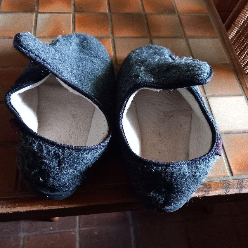 Heren pantoffel met klittenband, Ophalen of Verzenden, Gedragen