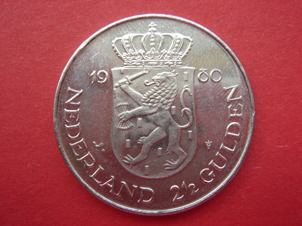 Herdenkingsmunt Rijksdaalder Troonswisseling 1980, Ophalen of Verzenden, Koningin Beatrix, 2½ gulden, Losse munt