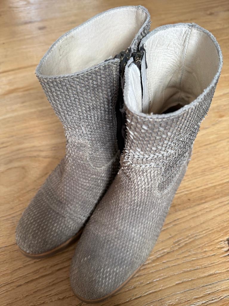 Laarsjes, Kleding | Dames, Schoenen, Lage of Enkellaarzen, Ophalen of Verzenden, Zo goed als nieuw, Grijs