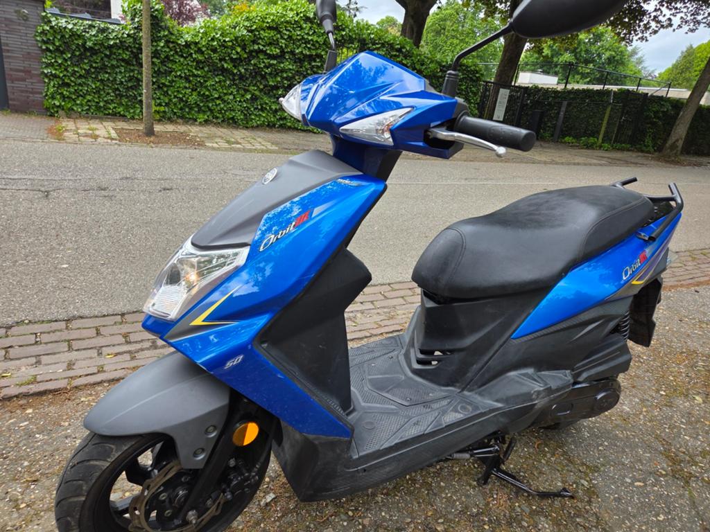Sym orbit 3 euro 5. 2021 bromscooter injectie, Ophalen, Gebruikt, Maximaal 45 km/u, Benzine