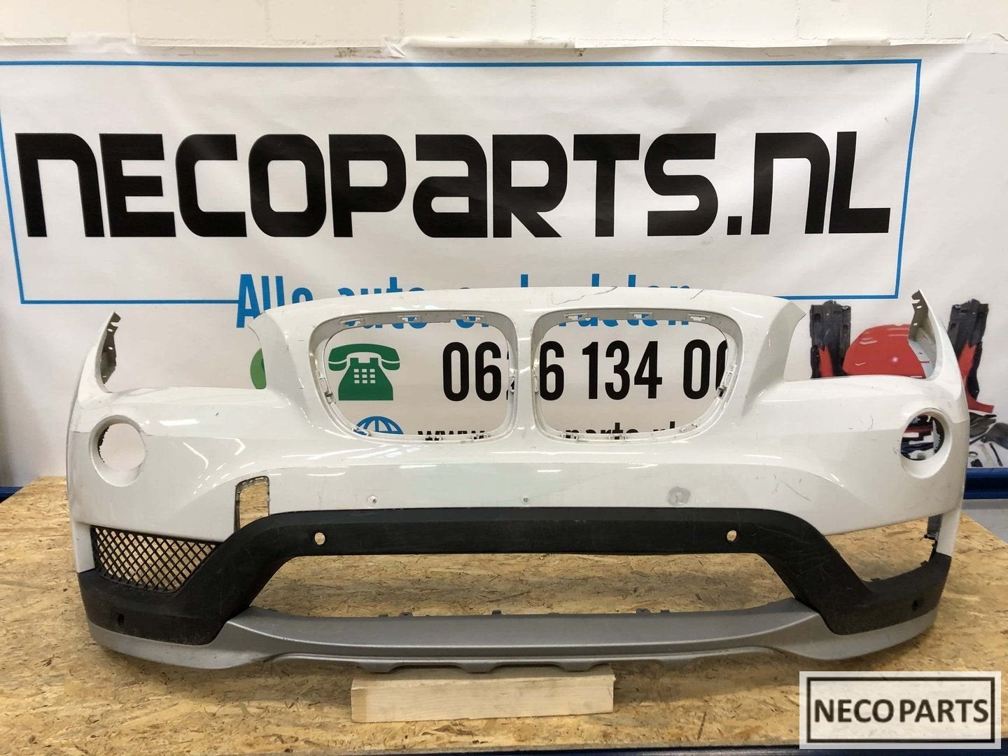 BMW X1 e84 lci facelift voorbumper pdc 7303750, Gebruikt, -, Voor, -