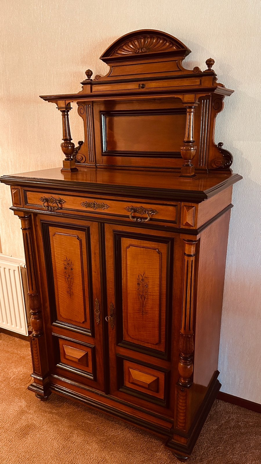 Antieke kast, Ophalen