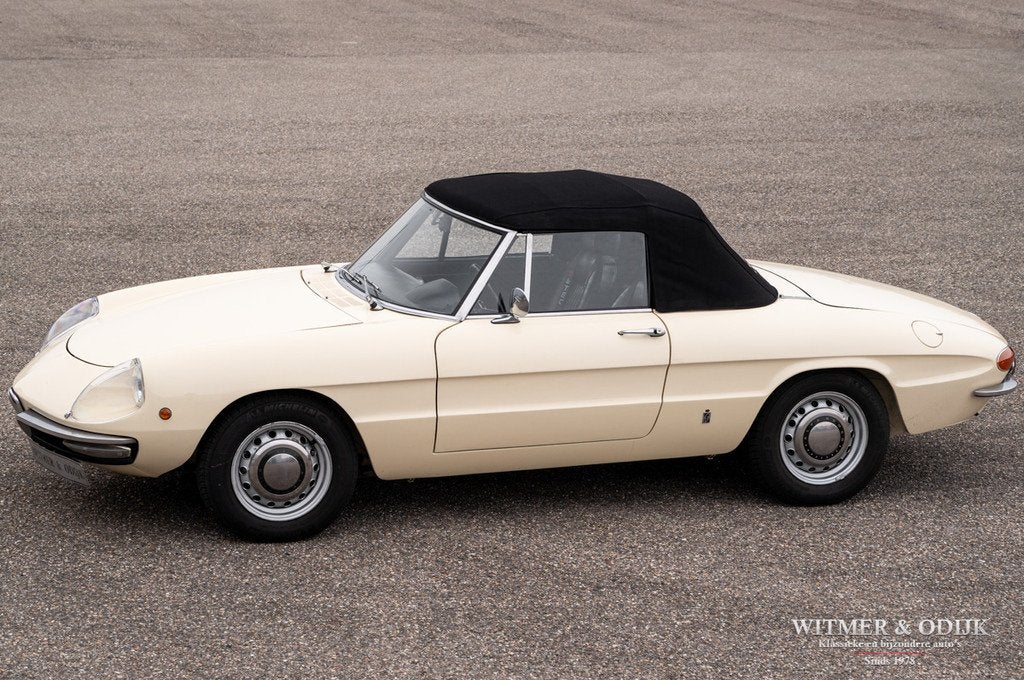 Alfa Romeo Spider 1300 Junior Duetto (bj 1969), Auto's, Gebruikt, Zwart, 4 cilinders, Cabriolet