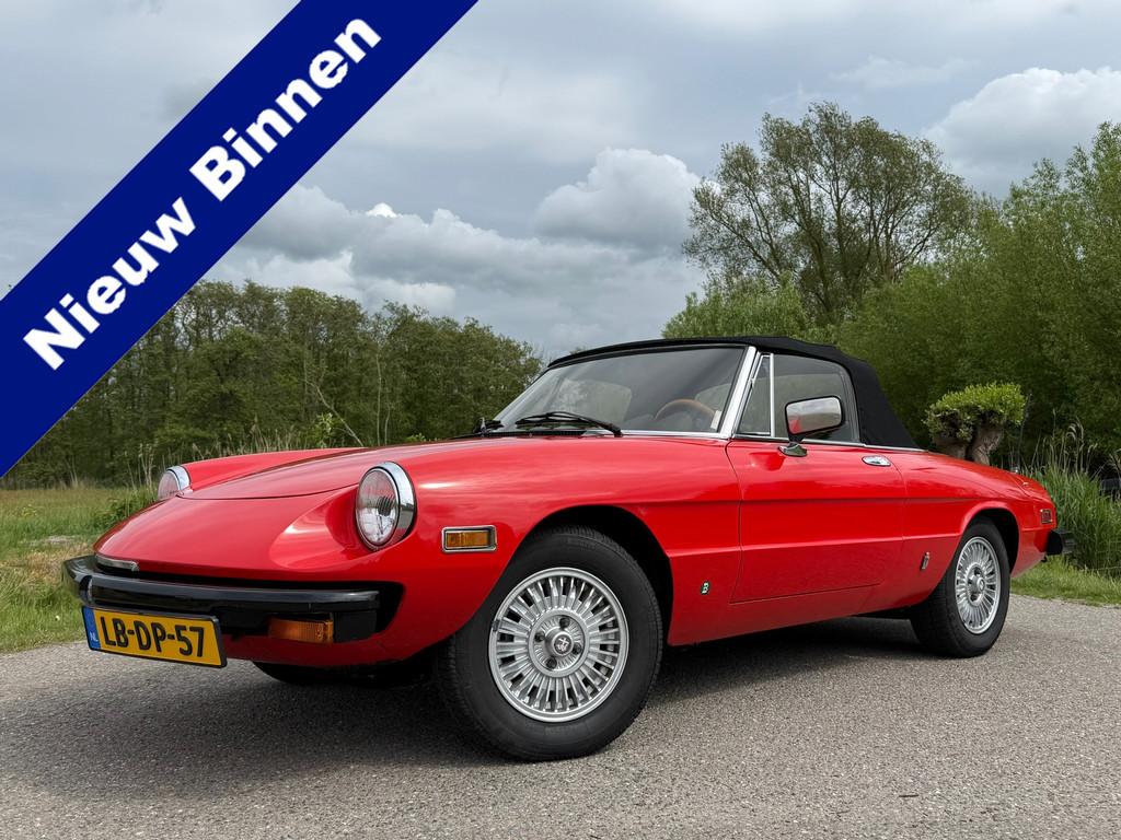 Alfa Romeo Spider 2.0 Veloce, Auto's, Alfa Romeo, Achterwielaandrijving, Gebruikt, Zwart, Cabriolet
