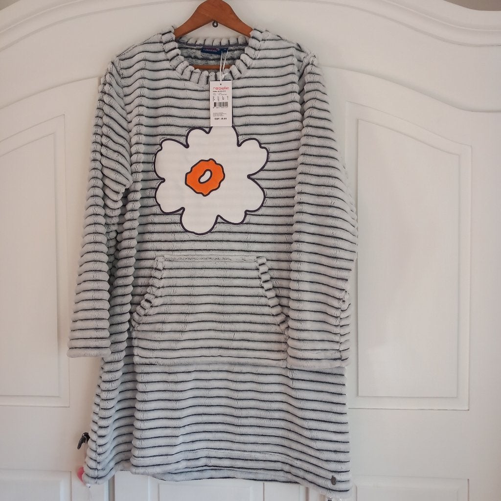 Pastunette Rebelle nachthemd mt 44 (NIEUW!), Kleding | Dames, Ophalen of Verzenden, Nieuw, Maat 42/44 (L)